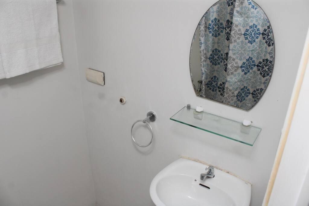 Huge A2J Executive Luxury 1Br Suite Near Abs Cbn, Gma Manila Exterior photo