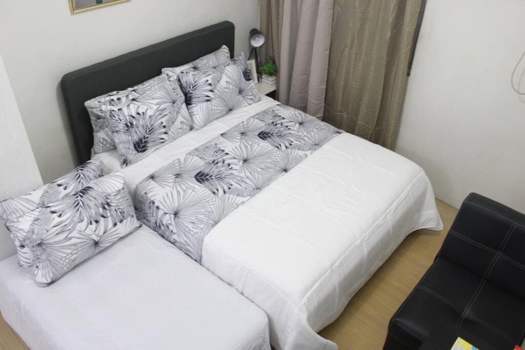 Huge A2J Executive Luxury 1Br Suite Near Abs Cbn, Gma Manila Exterior photo